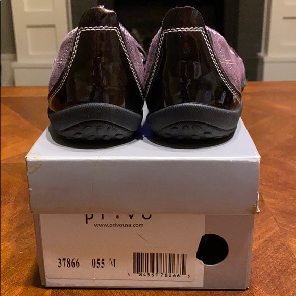 Shoes - Picture 3 of 4